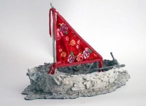 Jonny Star, Land in Sicht (Land in Sight), 2014, Bronze patiniert, Stoff, Mixed Media, 32cm x 40cm x 66cm, 1/12 (Auflage 12 + 2AP)