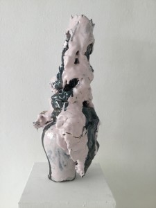 Bernd Hoffmann, Rosa Vase, 2016, Keramik glasiert, 20cm x 60cm