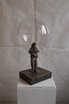 Many One Man 5, Traum, 2014, Beton, Glas, 20x20x37cm